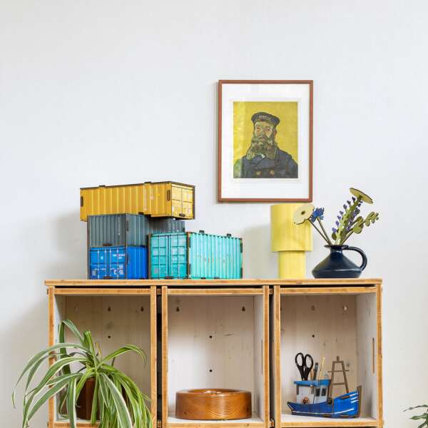 Container stackable box small