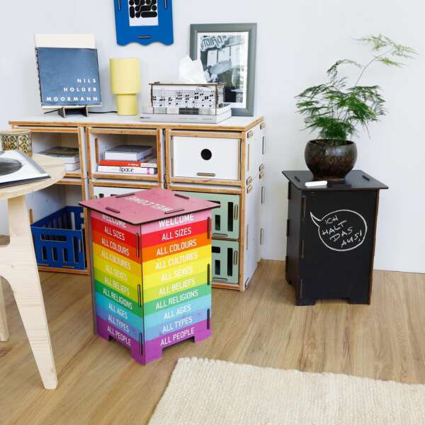 PHOTO STOOL - WELCOME