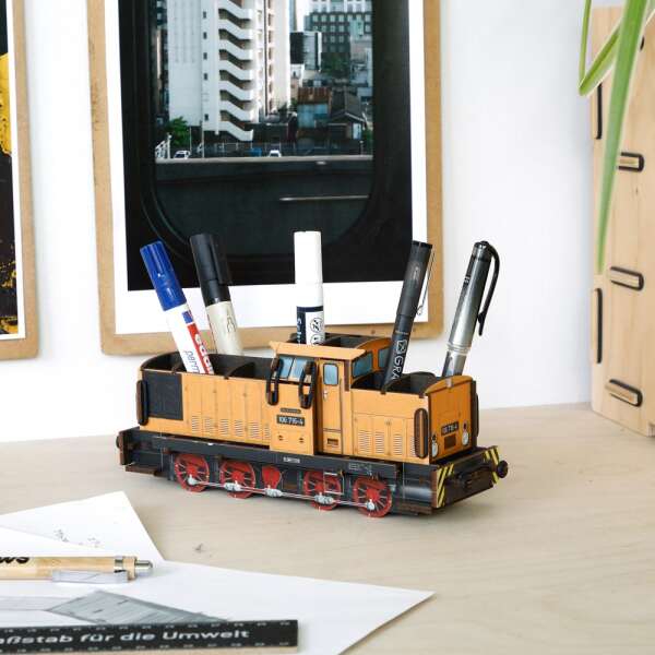 Stiftebox Diesellok V60 Goldbroiler