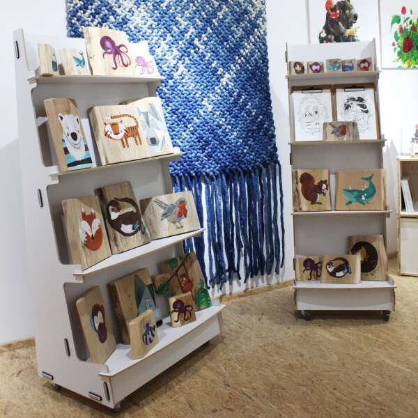 Rolling display shelf | narrow