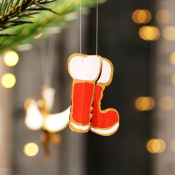 Preview: Stiefel als Weihnachtsaumanhänger