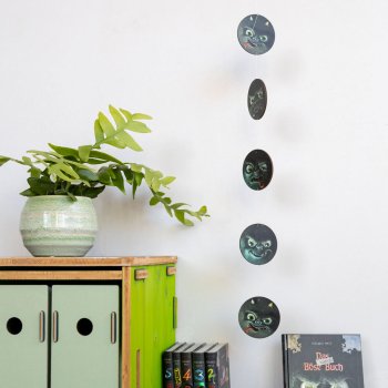 Das kleine Böse Buch Dekoration