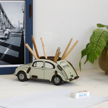 VW Käfer in beige als Stiftebox