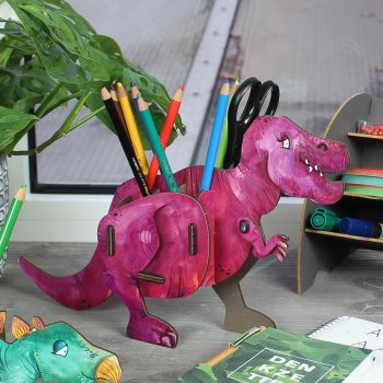 Stiftebox T-Rex auf dem Schreibtisch