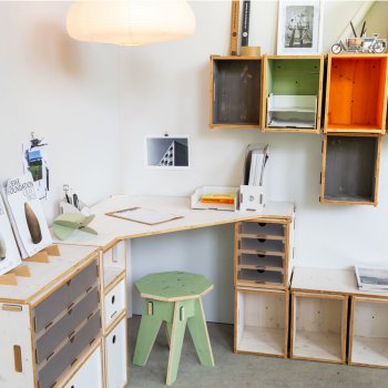 Preview: Eckschreibtisch auf Werkboxen