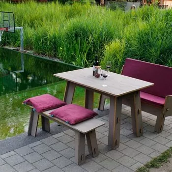 Schöner Gartentisch aus Holz | WERKHAUS Onlineshop