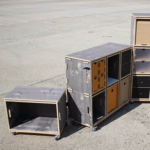 Rollbares WERKBOX Regal mit Scharnier