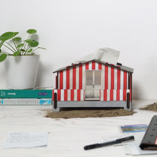 Strandhaus als Taschentuchbox rot