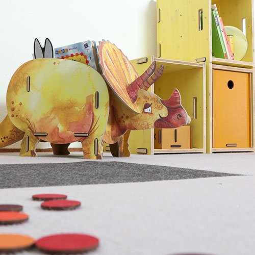 Gelber Triceratops als Spielzeugkiste für das Kinderzimmer | WERKHAUS