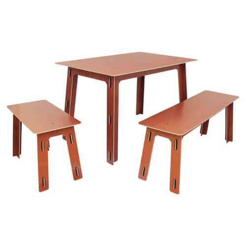 Möbelgruppe aus Holz als Sitzgruppe mit Gartenbank | WERKHAUS