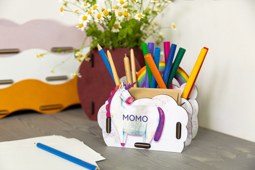Personalisierte Einhorn-Stiftebox mit Namen f&uuml;r Kinder